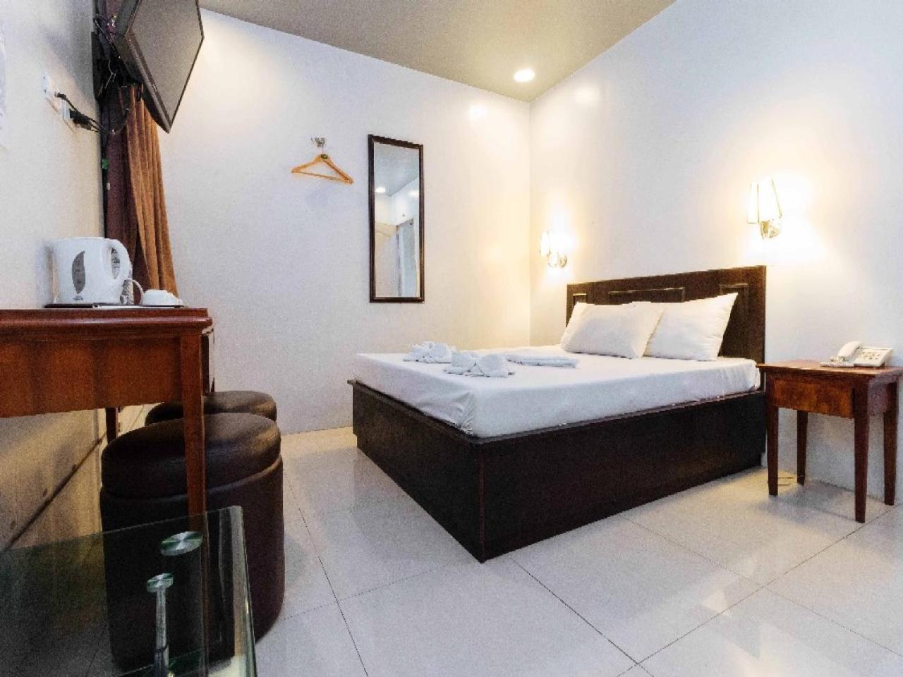 Getz Hotel Манила Экстерьер фото